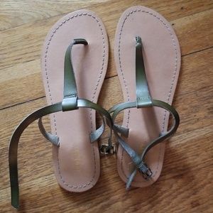 Old navy olive colored sandals